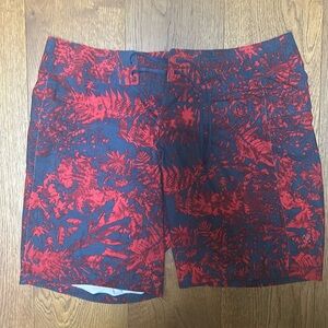 Lululemon Current State Mens Board Shorts Size 34 Black & Red Floral Inseam 9”
